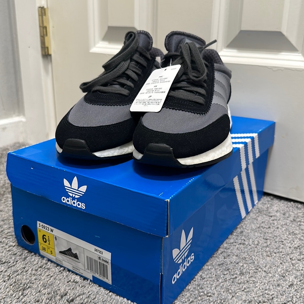 Adidas Iniki women’s shoes